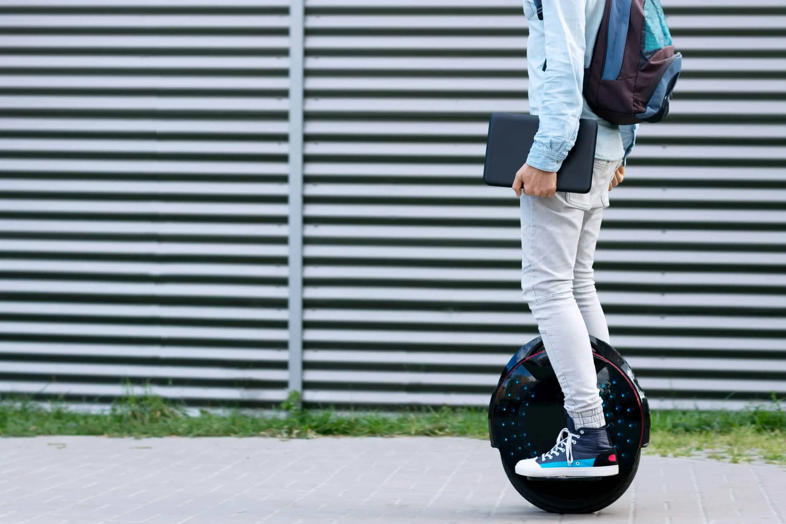 Why is Onewheel so expensive? Top Alternatives 4