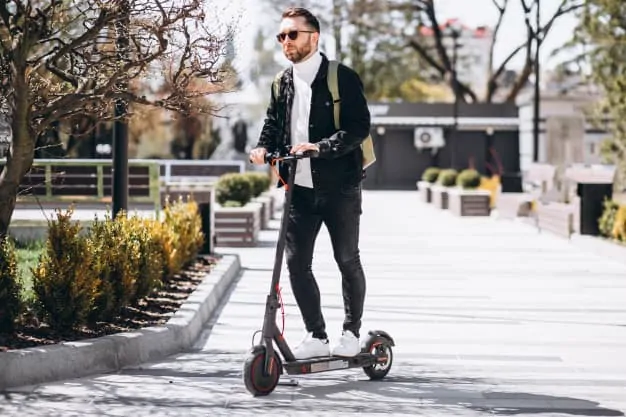 What’s Electric Scooters Weight Limit (Load Capacity) and How Heavy Are EScooters? 2