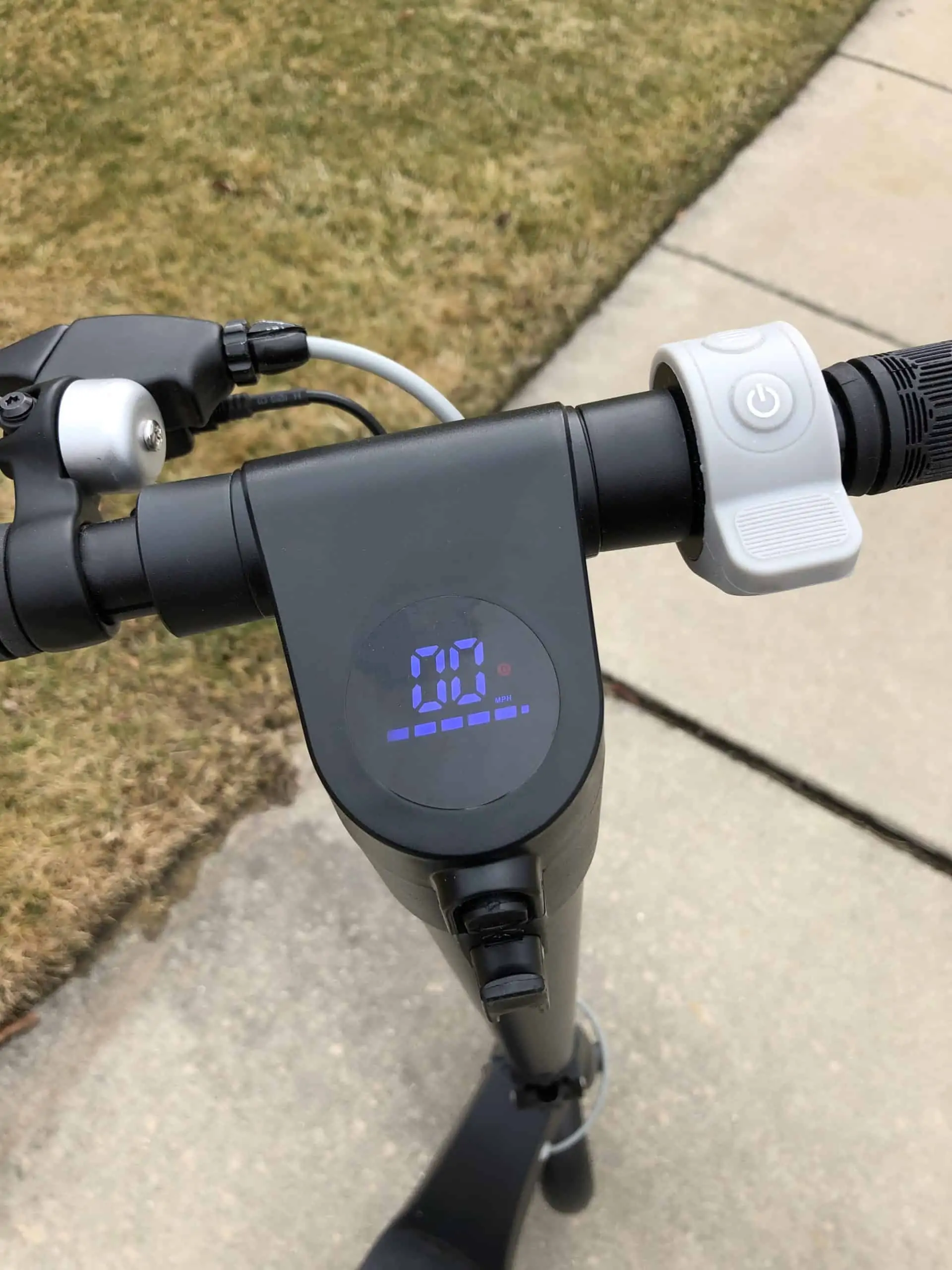 Levy Electric Scooter Review: Must Know Tips Before Buying 4