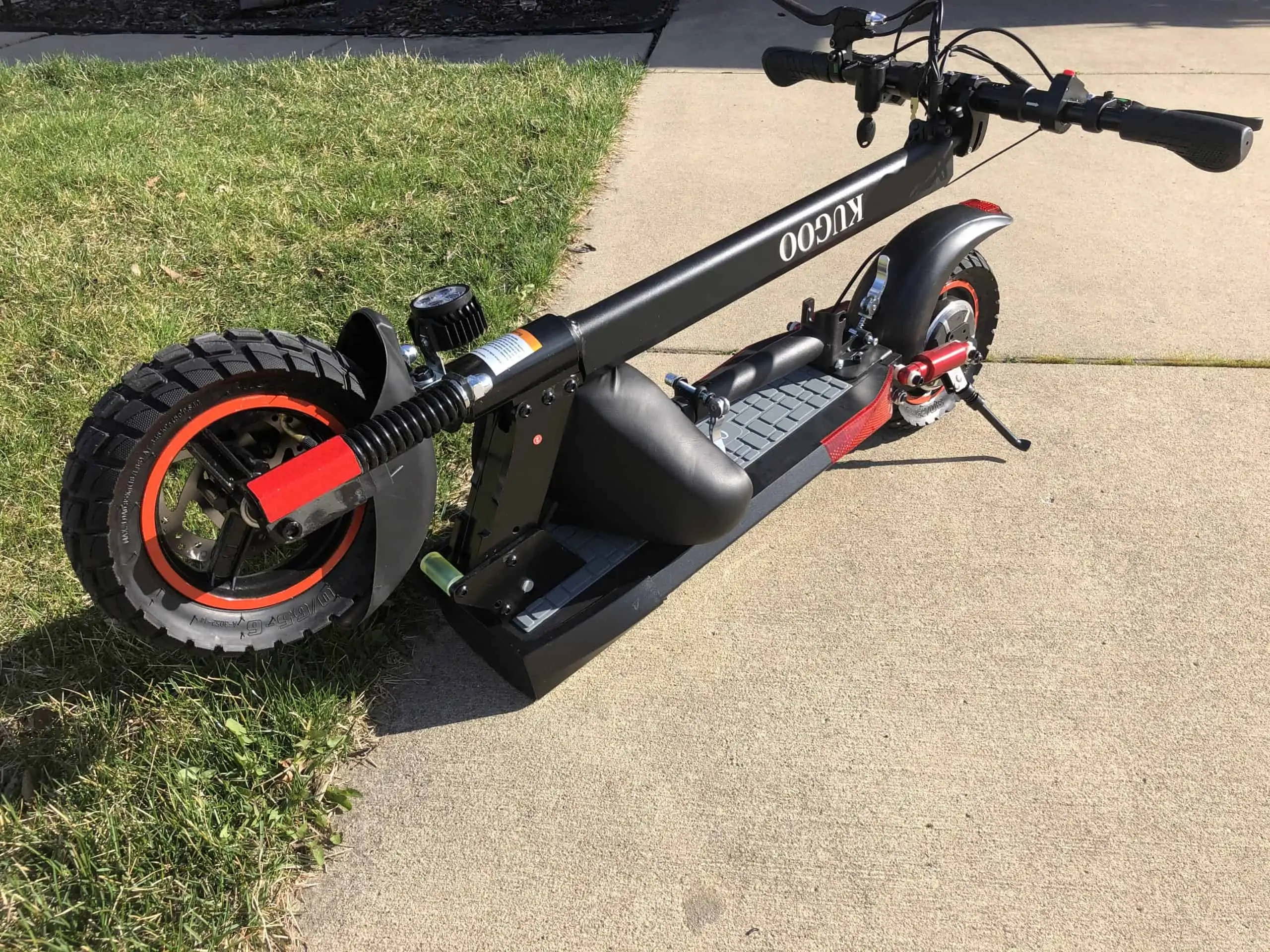 KUGOO KIRIN M4 Pro Folding Electric Scooter Review 9