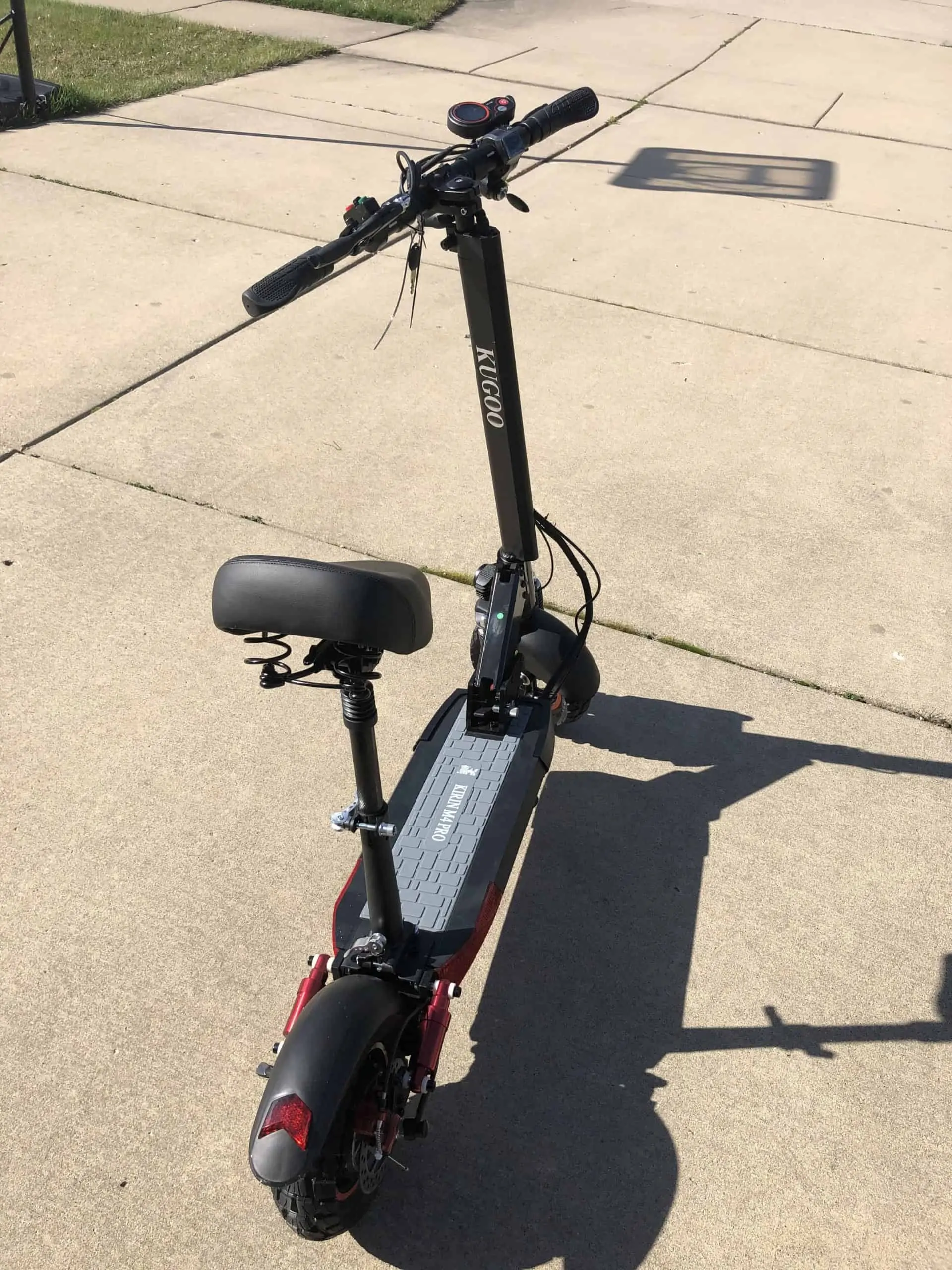 KUGOO KIRIN M4 Pro Folding Electric Scooter Review 1