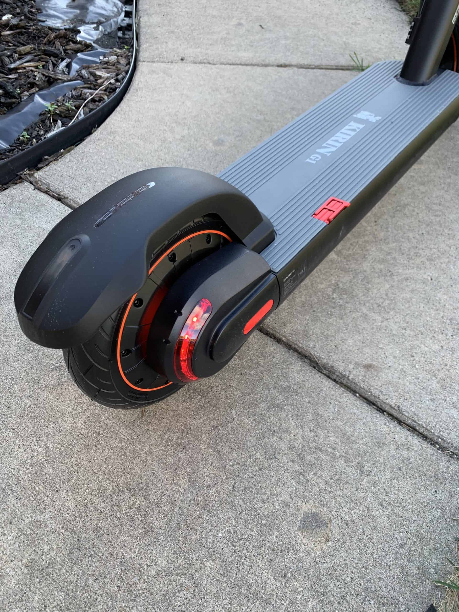 KUGOO KIRIN G1 Folding Electric Scooter Review 4