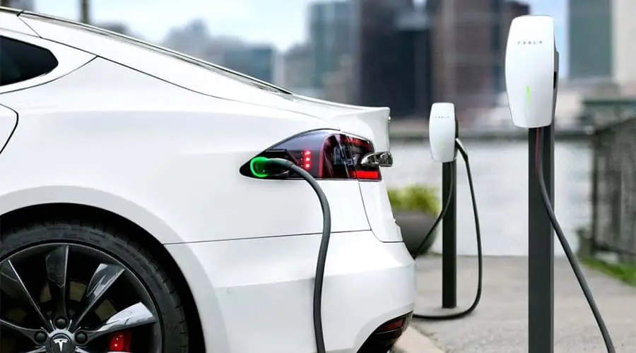 How Soon Will Electric Cars Take Over?