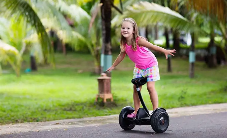 Best Hoverboard For 6 or 7 Year Old Kids