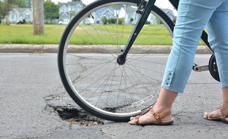 Cycling: Road Hazards