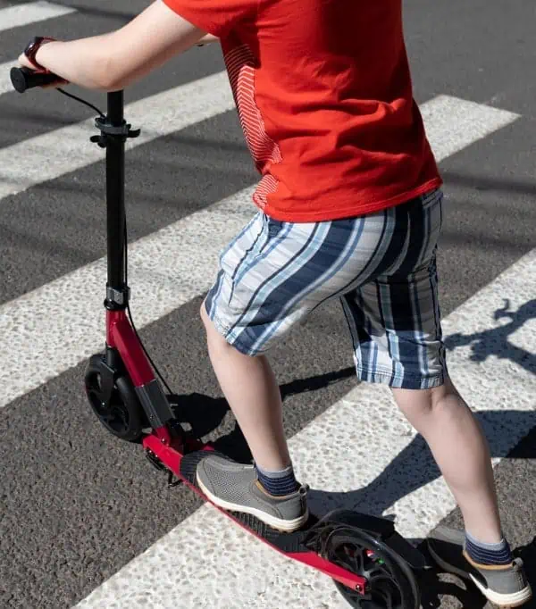 Exploring the Thrill of Speed: How Electric Scooters Are Getting Faster 3