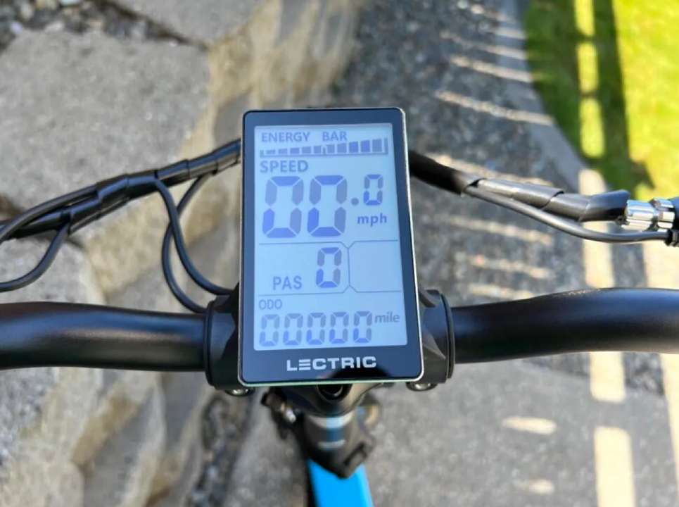 Lectric ebike digital Display on the handle bar