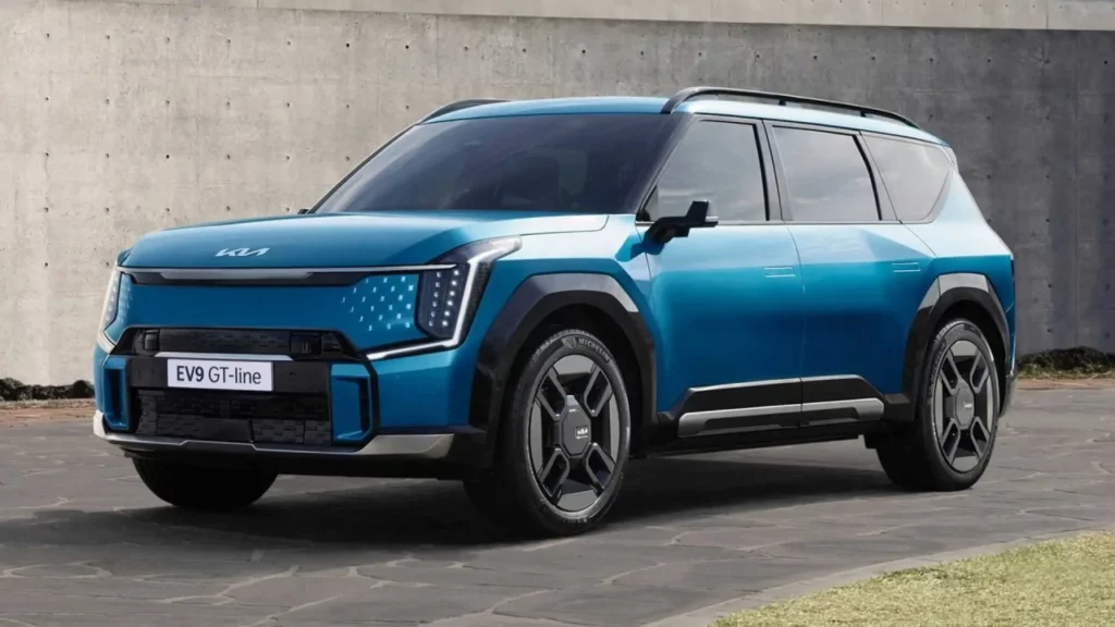 best electroic cars 2025 Kia EV9 Land